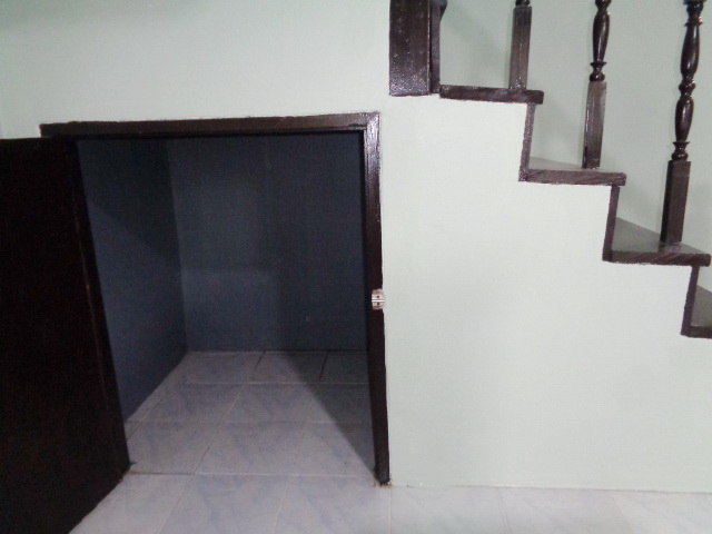 H1123 ขายทาวน์เฮ้าส์ 2 ชั้น 16 ตร.วา หมู่บ้านจินดาทาวน์ หลังมุม รีโนเวทใหม่ ซอยคู้บอน 27 แยก 56 (รามอินทรา กม. 8)