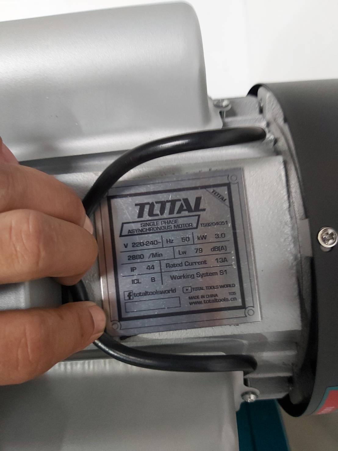 แท่นตัดไฟเบอร์16" TS9204051 TOTAL