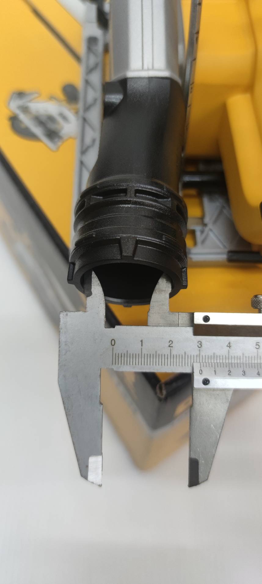 เลื่อยวงเดือนไร้สาย 5.5 นิ้ว (140 มม.) 12V DCS512N BL (ตัวเปล่า) DEWALT