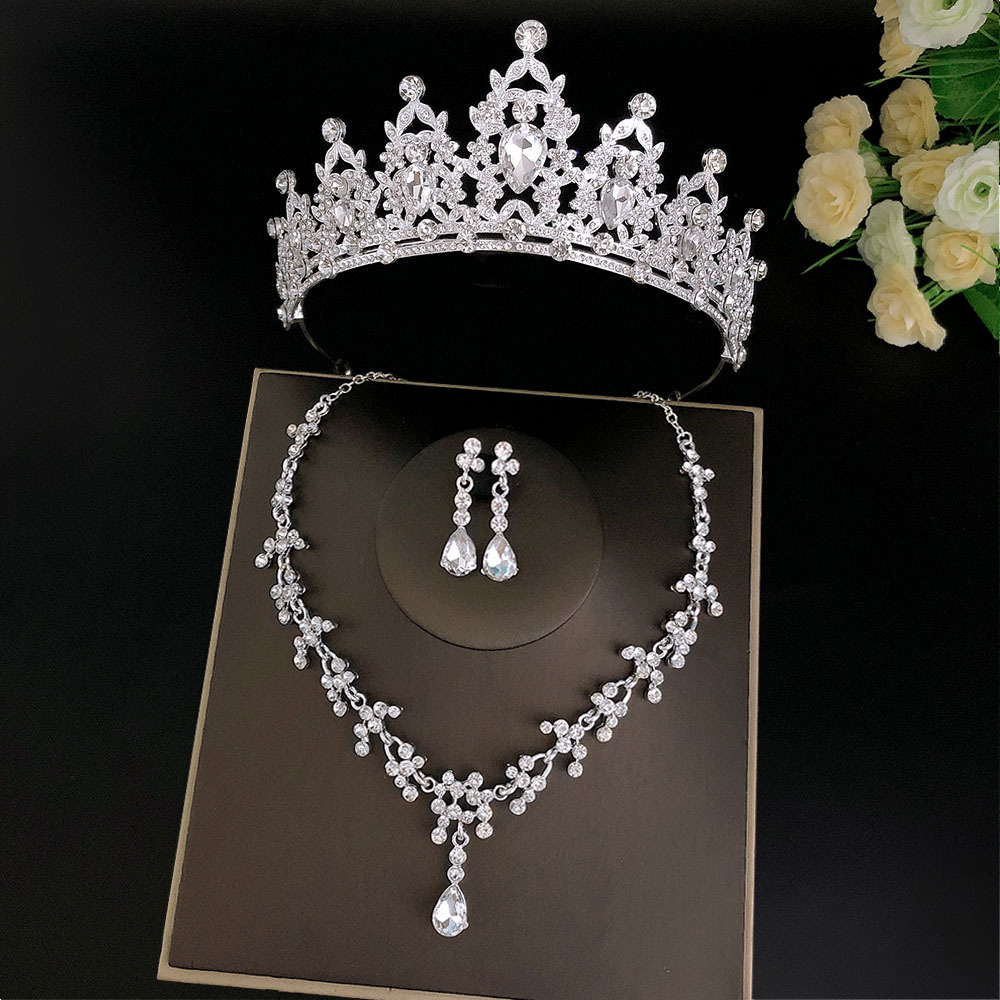 SET003 เครื่องประดับ 3 ชิ้น มงกุฎ สร้อยคอ ต่างหู จัดเซทสวยงาม สินค้าพร้อมส่งจากไทย