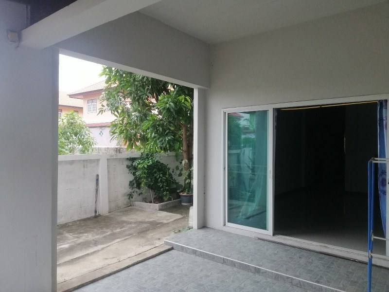 🚩H1173 ขายถูก ทาวน์เฮ้าส์ หลังริม มีพื้นที่ด้านข้าง หมู่บ้านเบญจพร สามโคก โครงการติดถนนปทุม-สามโคกา ใกล้โลตัสปทุมธานี ,โรงเรียนวิภารัตน์