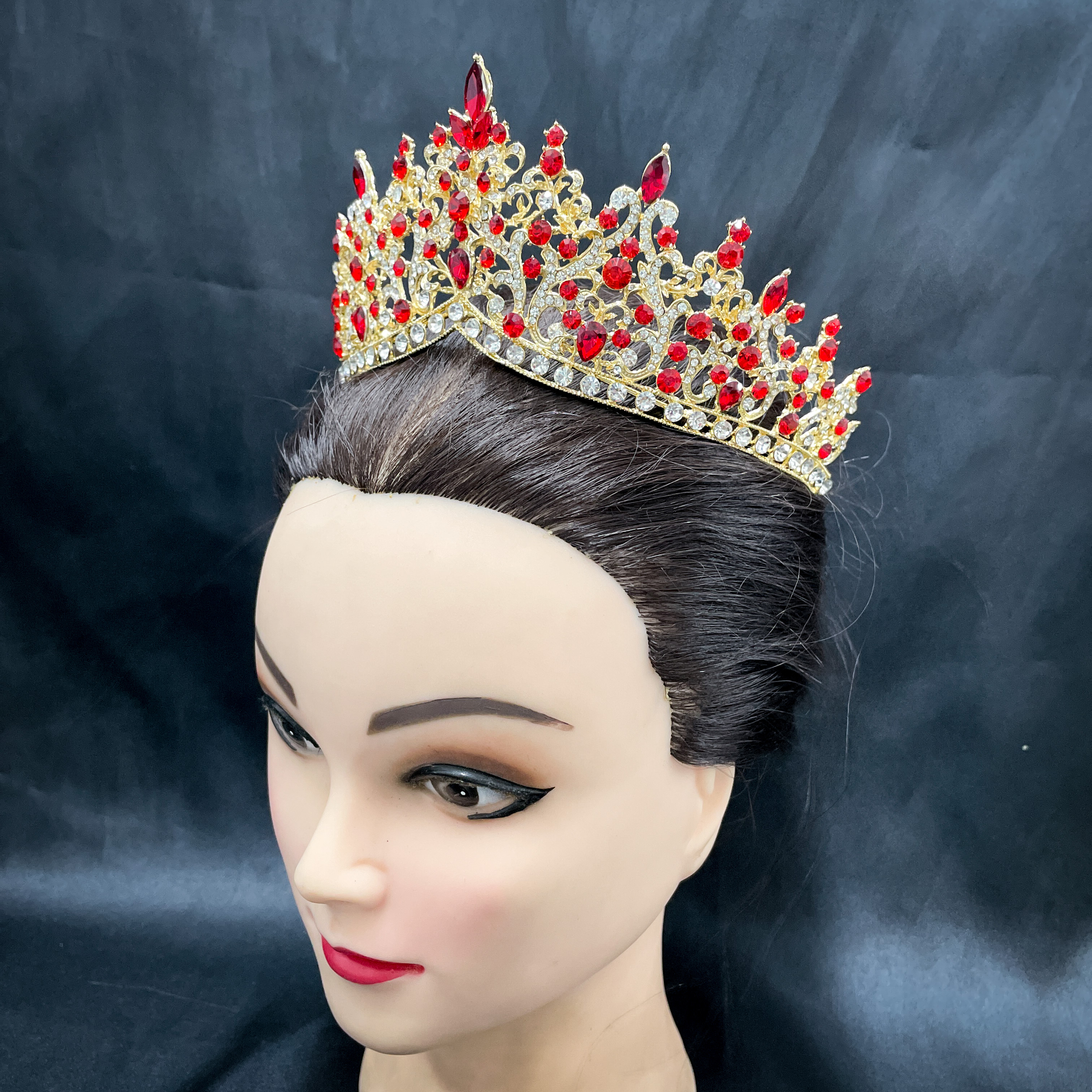 (พร้อมส่ง) เทียร่า 340 สีแดง งานสวย ปราณีต QCเพชรทุกเม็ด สินค้าพร้อมส่งจากไทย