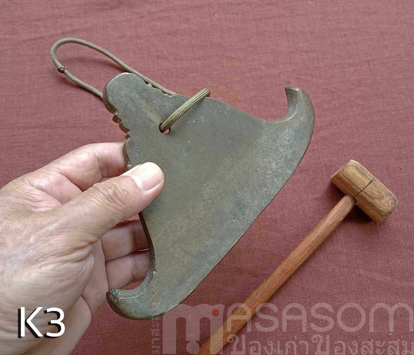 กังสดาลทองเหลืองเก่า