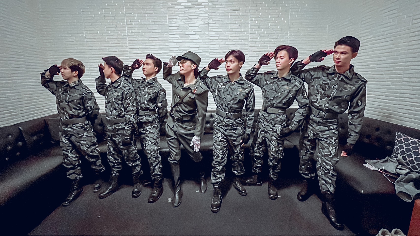 ชุดทหารบกลายพรางชาย /ุ ชุดอาชีพ / ชุดอาชีพในฝัน