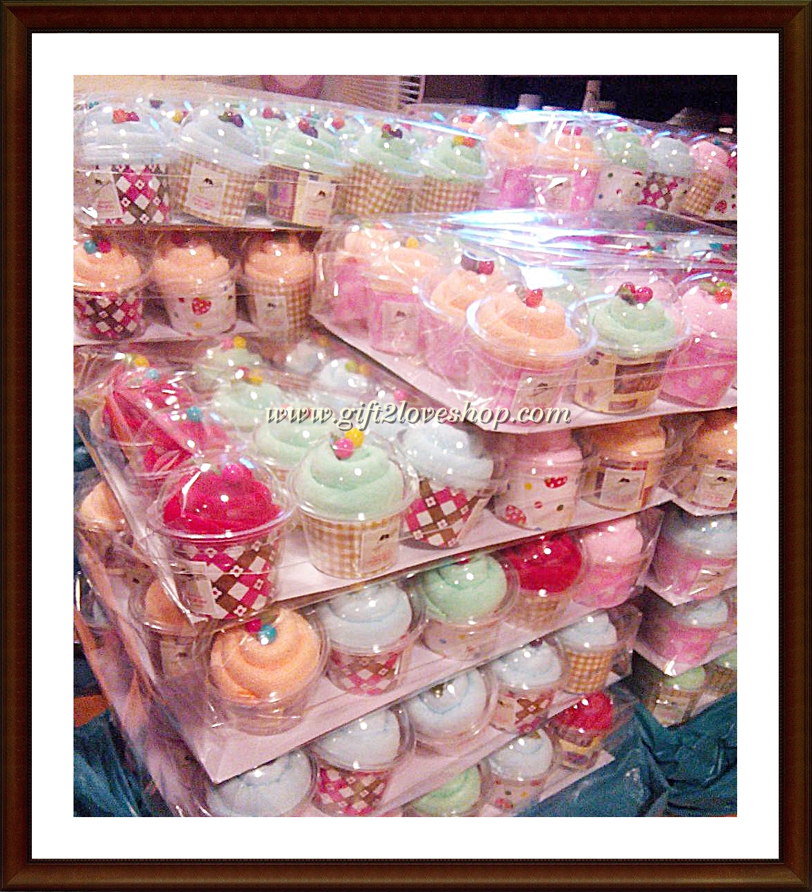 ผ้าขนหนูคัพเค้ก คละสีคละลาย