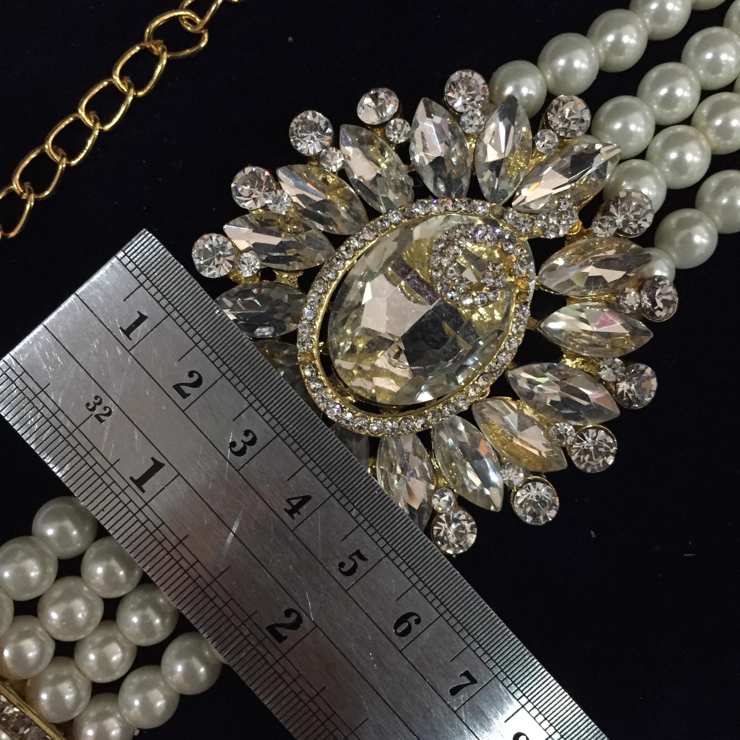 (พร้อมส่ง) เข็มขัดมุก008 (ตำหนิเพชร 1 จุด)