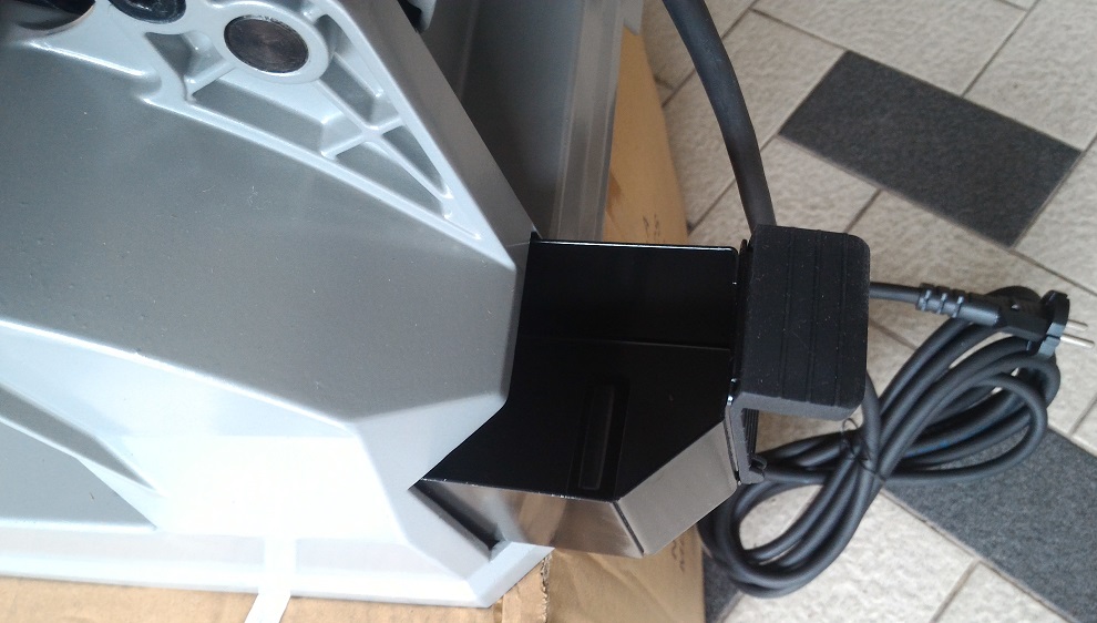 แท่นตัดเหล็กไร้สะเก็ดไฟ GCD12JL BOSCH