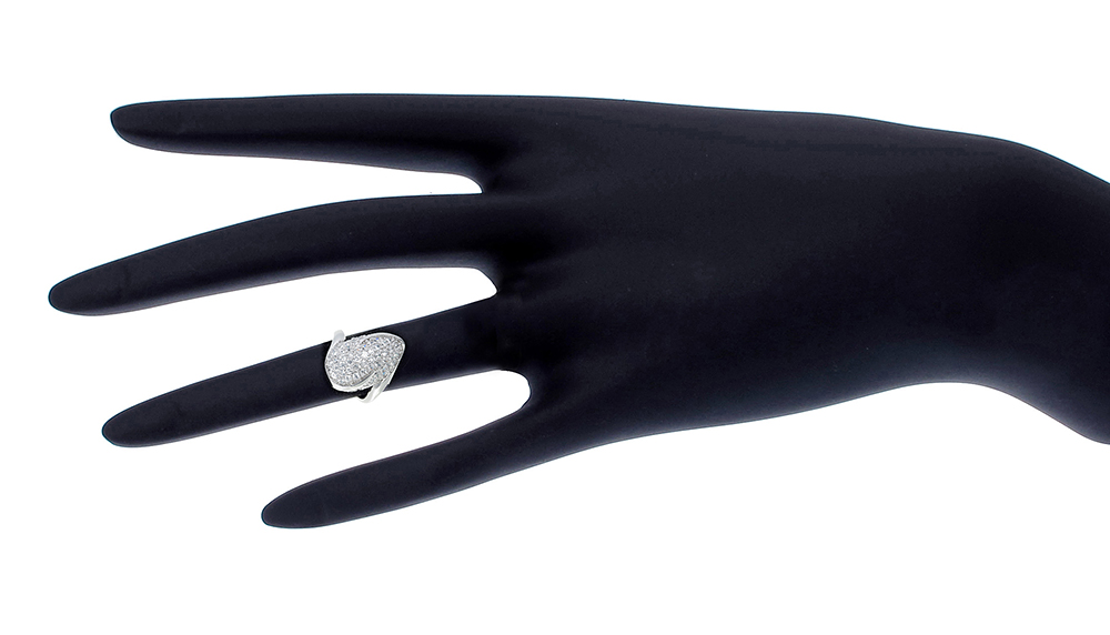 แหวนเพชร ประดับ เพชรCZ แหวนทรงหยดน้ำ ก้านบิด มีเสน่ห์ เป็นดีไซน์แหวนที่โดดเด่นไม่ซ้ำใครแน่นอน