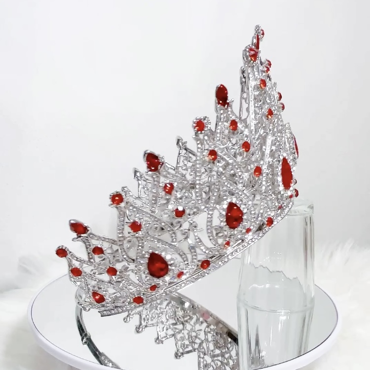 (พร้อมส่งจากไทย) มงกุฏ 115 สีแดง มงกุฎนางงาม มงกุฎเพชร มงกุฎประกวด สวยงามอลังการ ฐานมงวงกลมปรับได้ สินค้าพร้อมส่ง ไม่ต้องรอนาน งานพรีเมี่ยม