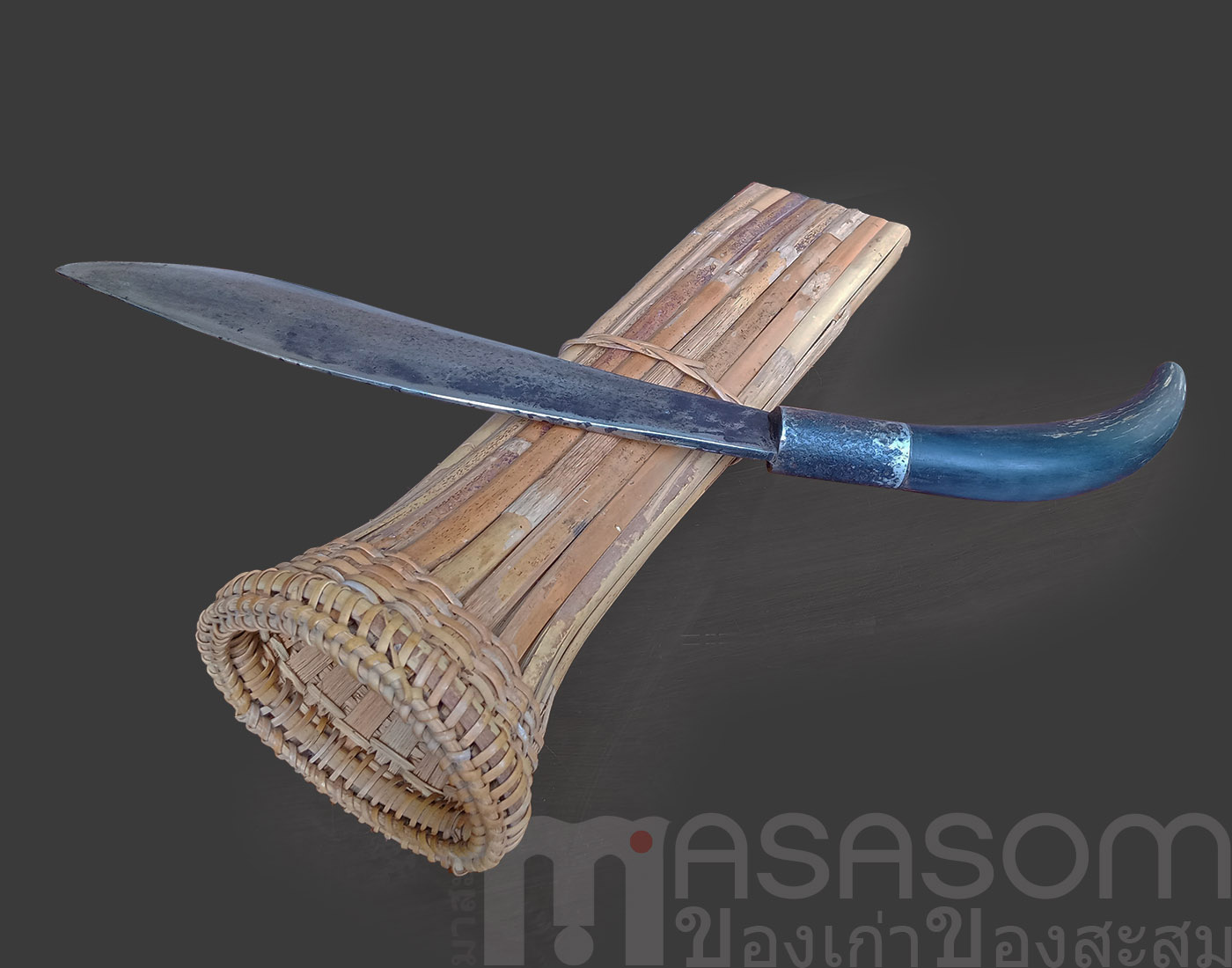 มีดเหน็บเก่าด้ามเขาสัตว์