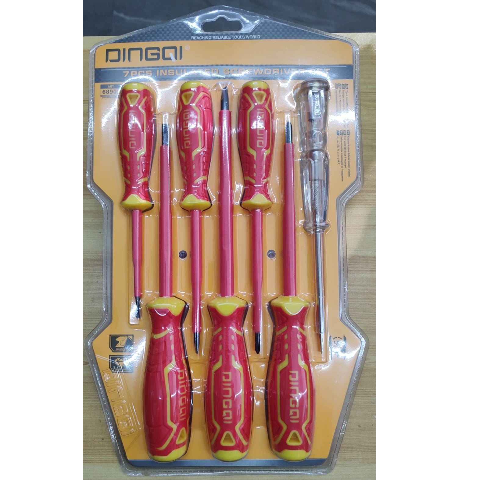 ชุดไขควงกันไฟ 7ชิ้น ART:68902 DINGQI