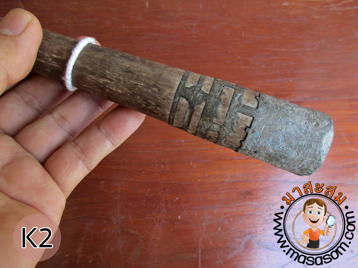 ตาชั่งก้อมโบราณ