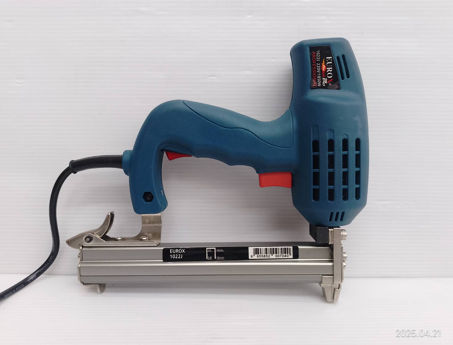 EUROX ปืนยิงแม็กไฟฟ้า ขาคู่ 1022J