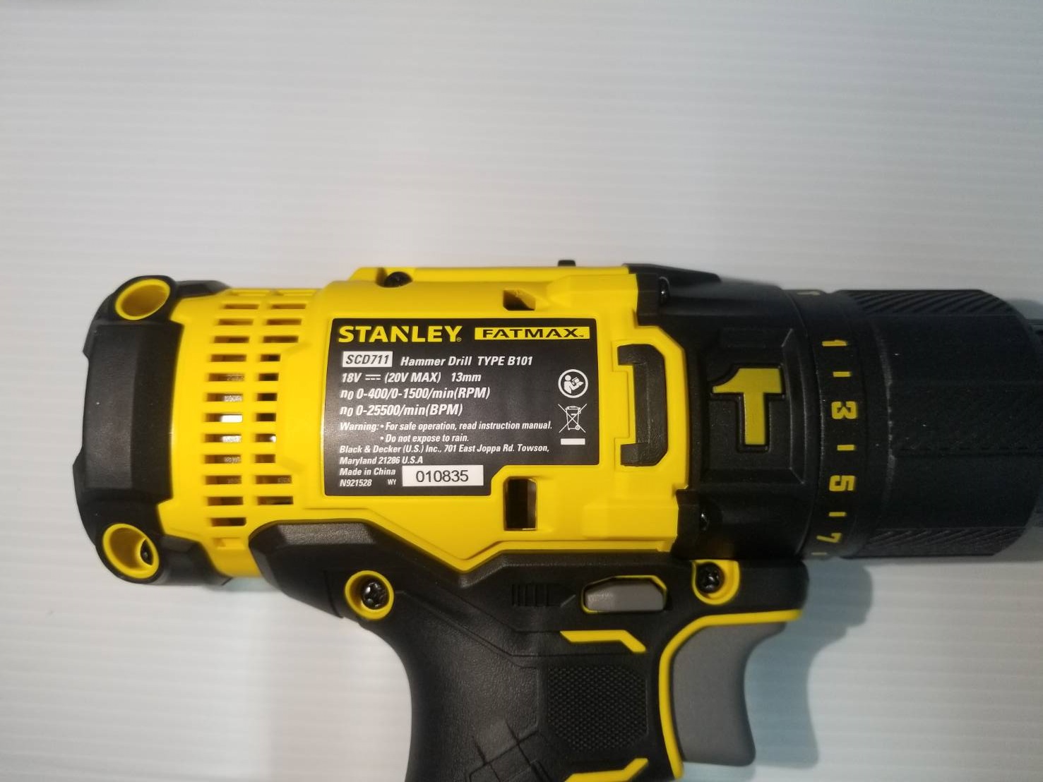 สว่านกระแทกไร้สาย SCD711D2KA-B1 STANLEY