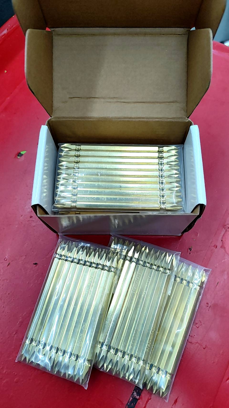 ดอกไขควงPH2x110mm. สีทอง BOSCH กล่องละ 100ดอก