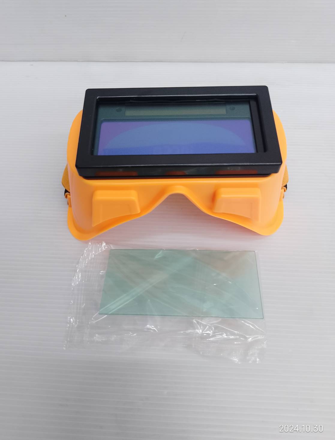 INGCO แว่นตากรองแสง อัตโนมัต รุ่น AHM112