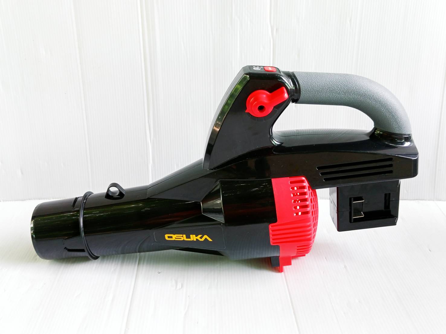 เครื่องเป่าใบไม้ OCLB447-N 20V OSUKA (ใส่แบต 2 ก้อน)