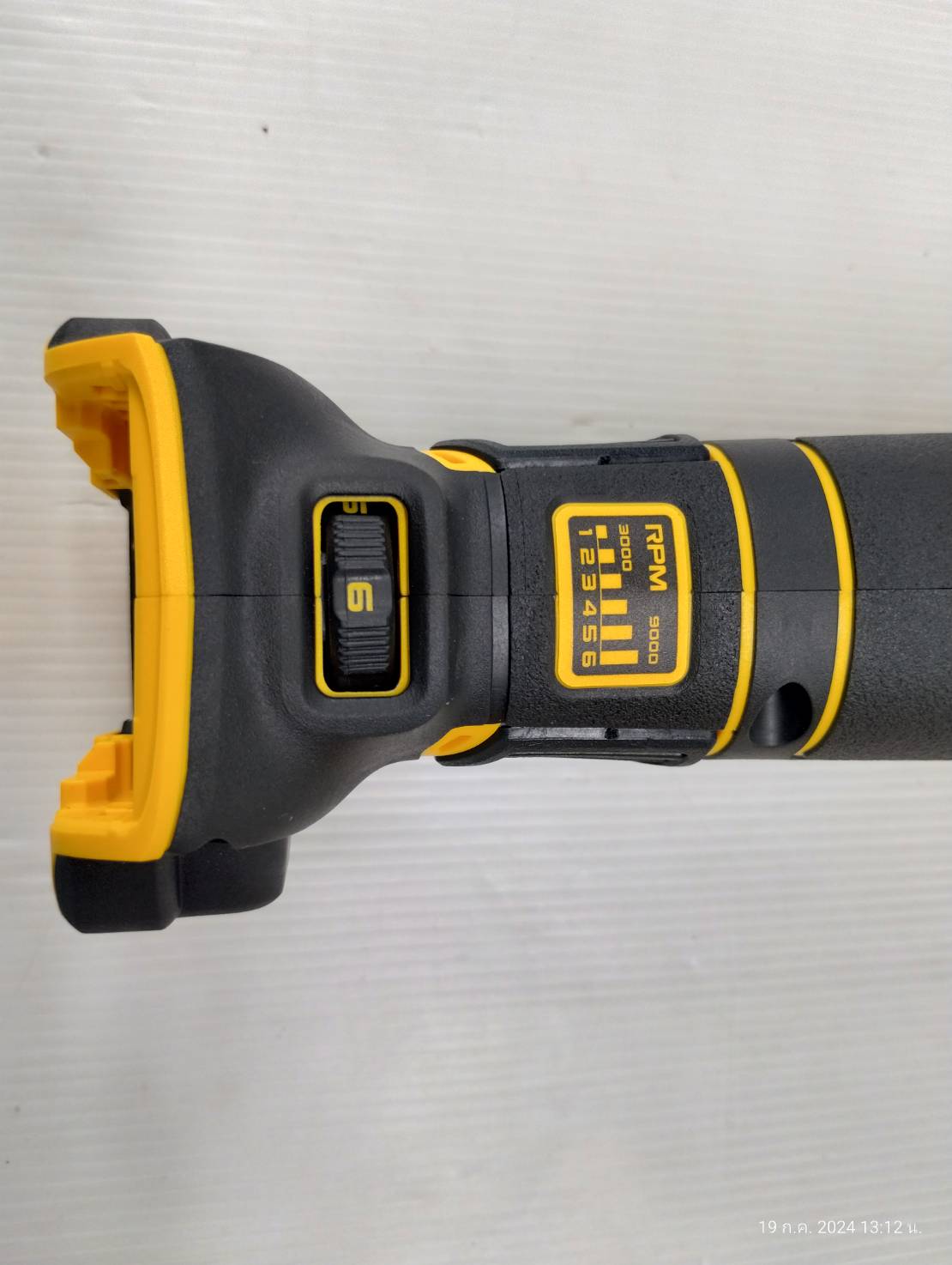 เครื่องเจียรไร้สาย18V 125มม. DCG416VSN DEWALT (ตัวเปล่า) สวิทช์เซฟตี้ ปรับรอบได้