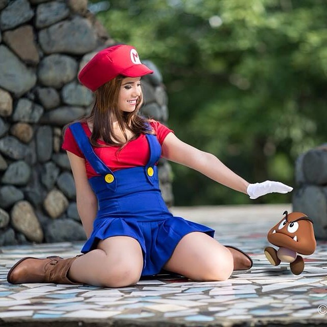 ชุดมาริโอ้หญิง