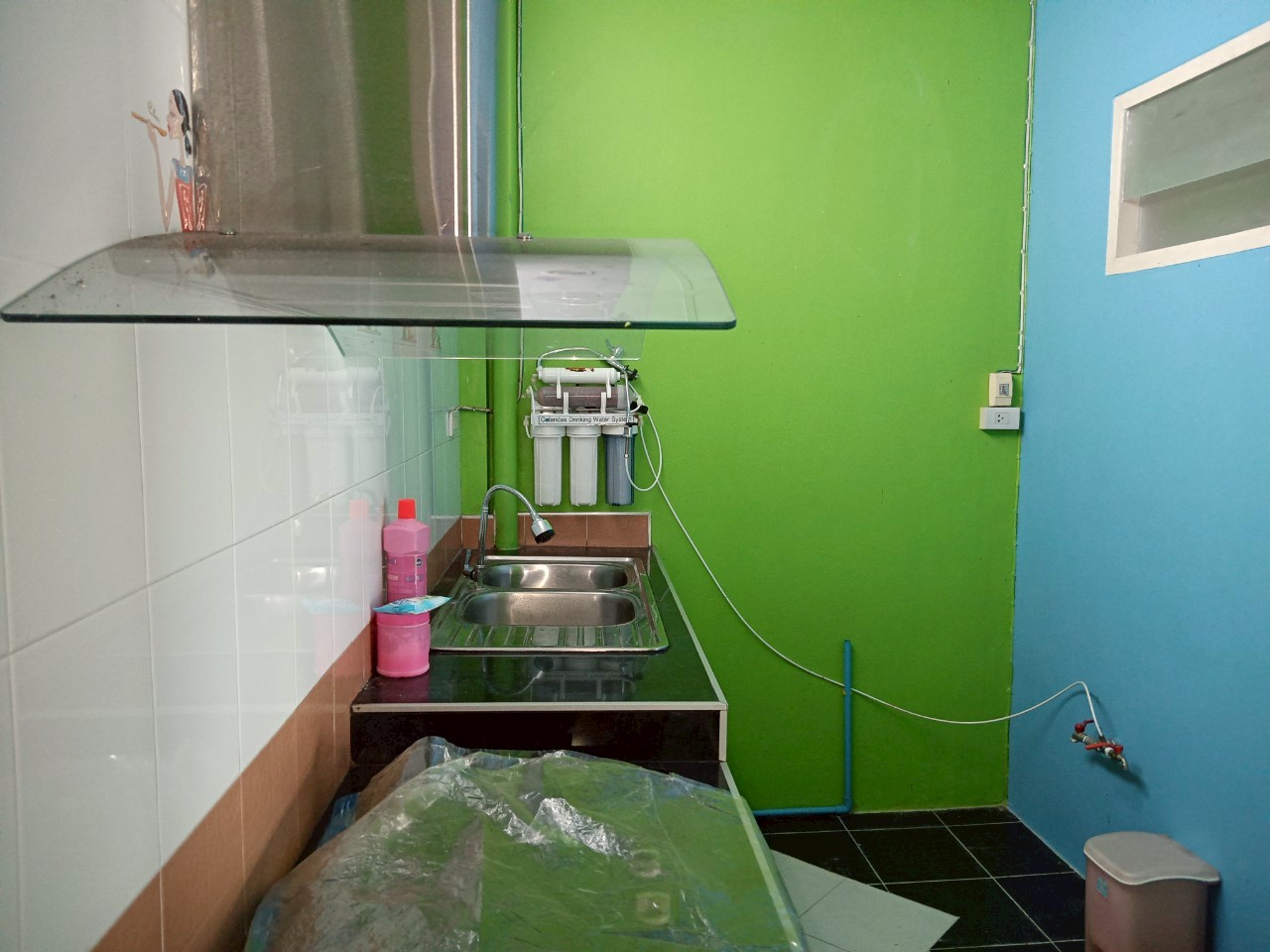 🏡H1268 ขายด่วน! ทาวน์เฮ้าส์ 2 ชั้น หลังริม หมู่บ้านนารีนคร 12 – บางบัวทอง อยู่ซอยเทศบาล8