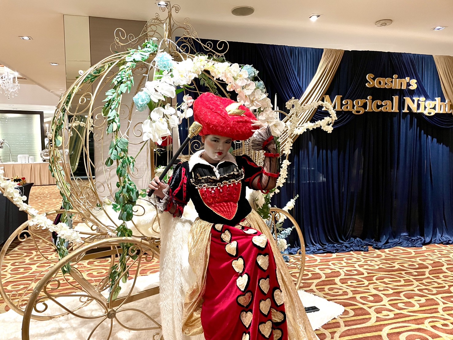 ชุดราชินีโพแดง / ชุดราชินีอิเรซเบธ / ชุด Red Queen @ อลิส อิน วันเดอร์แลนด์ / ชุดราชินีแดง / ชุดราชินีไพ่