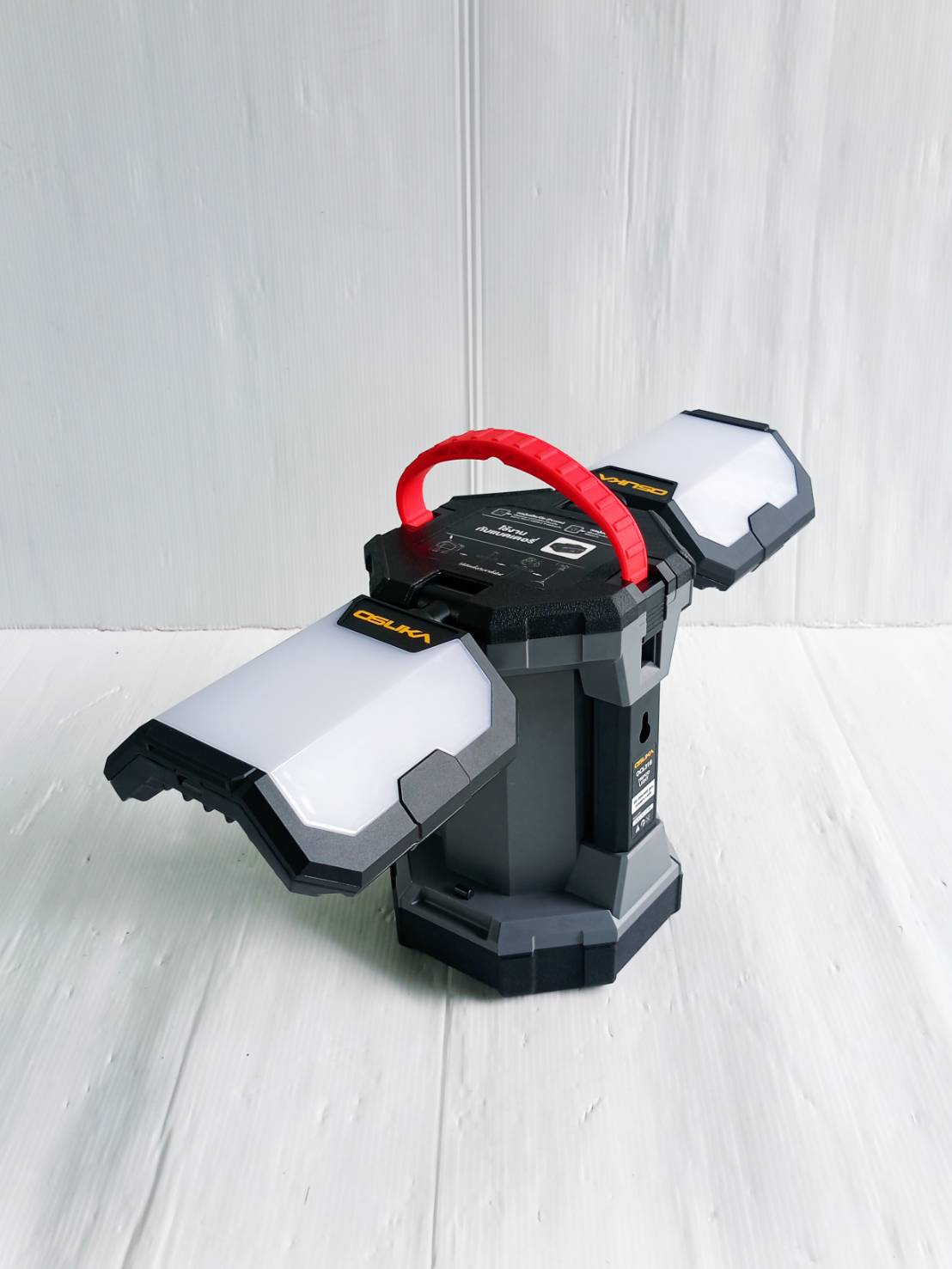 OSUKA ไฟส่องพื้นที่ 3 ขา LED 20V 2in1 OCL316-N (ตัวเปล่าพร้อมขาตั้ง)