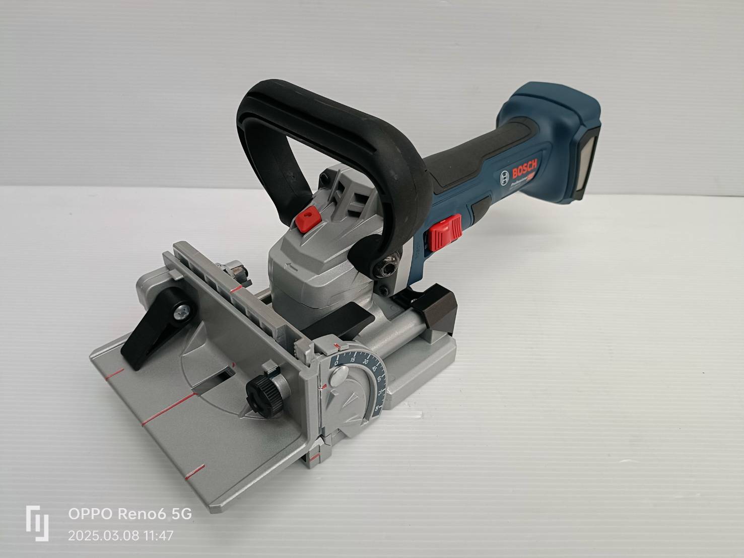 เครื่องเข้าลิ้น/เดือย GFF18V-22 Professional BOSCH SOLO 0601620101