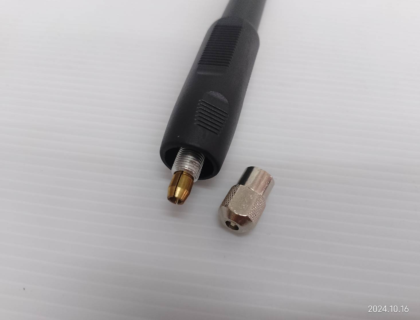 XCORT เครื่องเจียร์สายอ่อนไร้สาย XDC12-050KIT แบตลิเธียม 12V (1 ก้อน) ปรับระดับได้ พร้อมใบเจียร์ ใบขัด