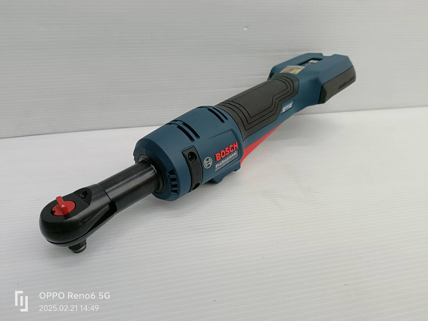 ประแจด้ามฟรี3/8" 18V GRC18V-60 BOSCH 06019N8080