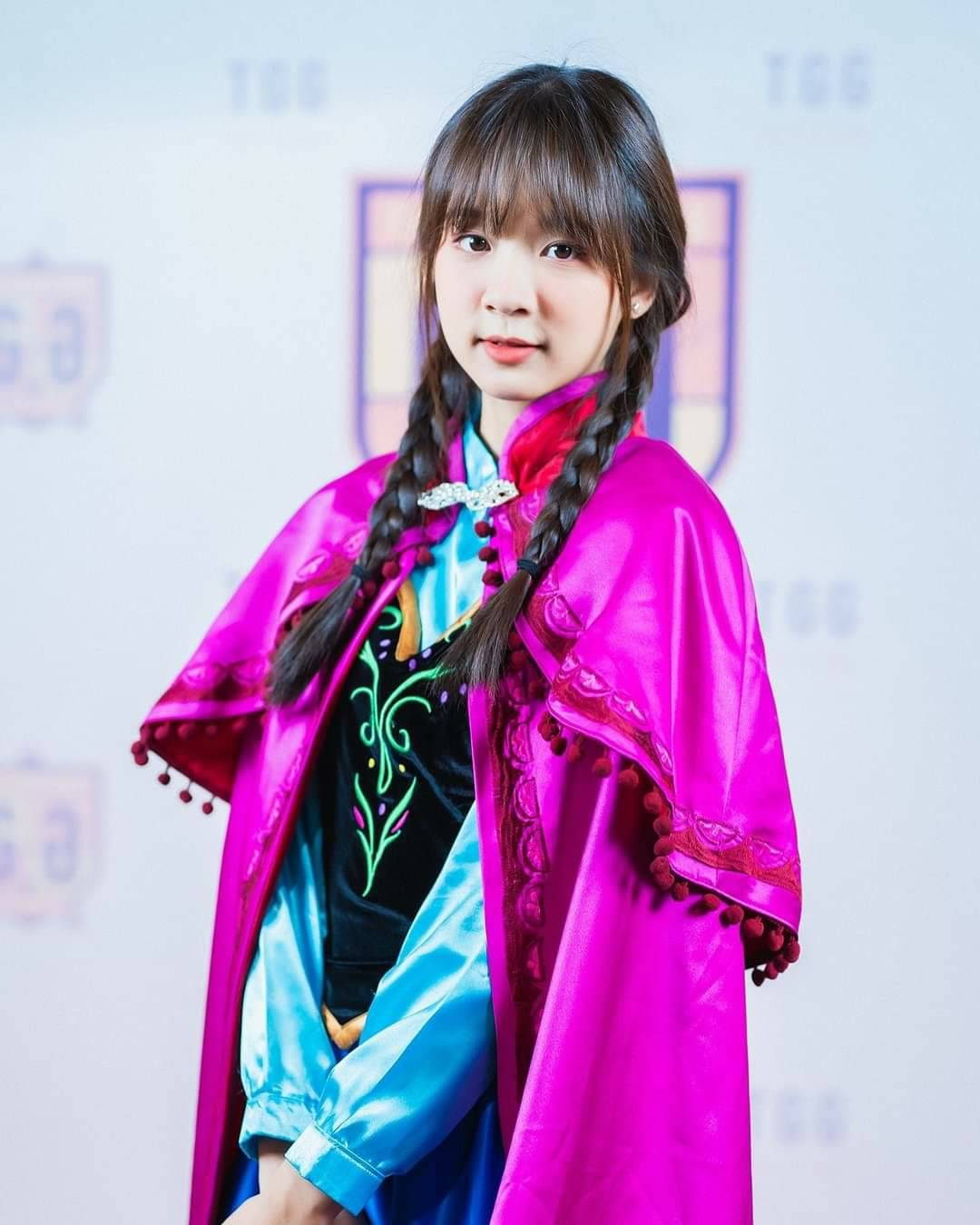 ชุดอันนา Elsa Frozen