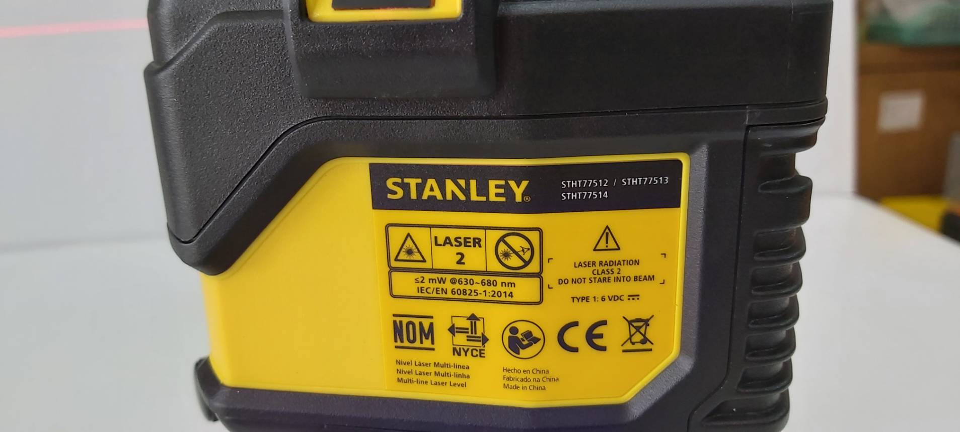 เลเซอร์ระดับ5เส้น แสงแดง STHT77513-8 STANLEY พร้อมขาตั้ง