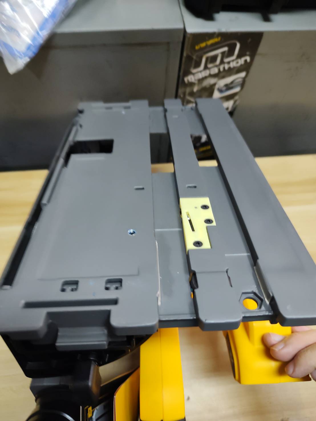 เลื่อยราง6" 54V DCS520NT DEWALT (ไม่รวมราง)