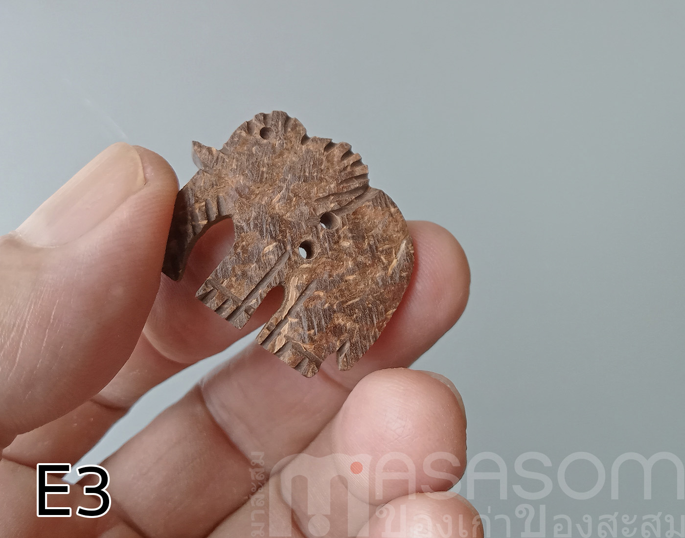 กระดุมกะลามะพร้าว