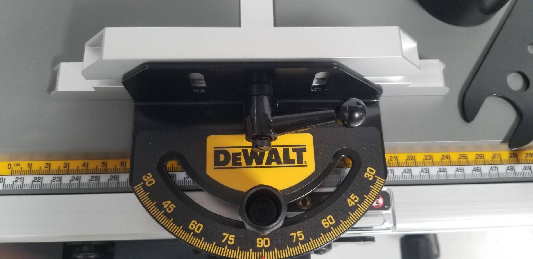 โต๊ะเลื่อยวงเดือน10" DWE7492A-IN DEWALT