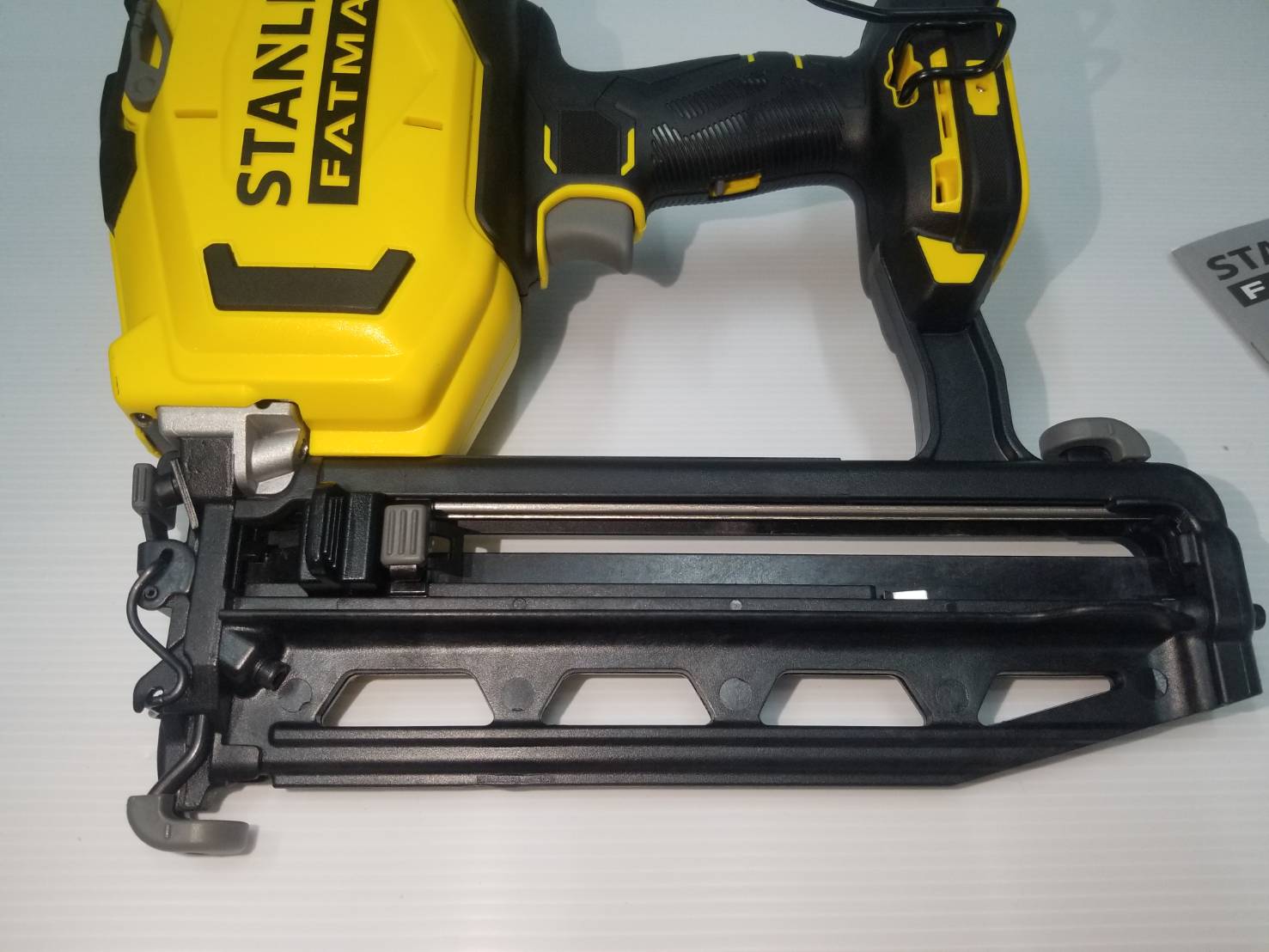 เครื่องยิงตะปู20V SCN616D2K STANLEY