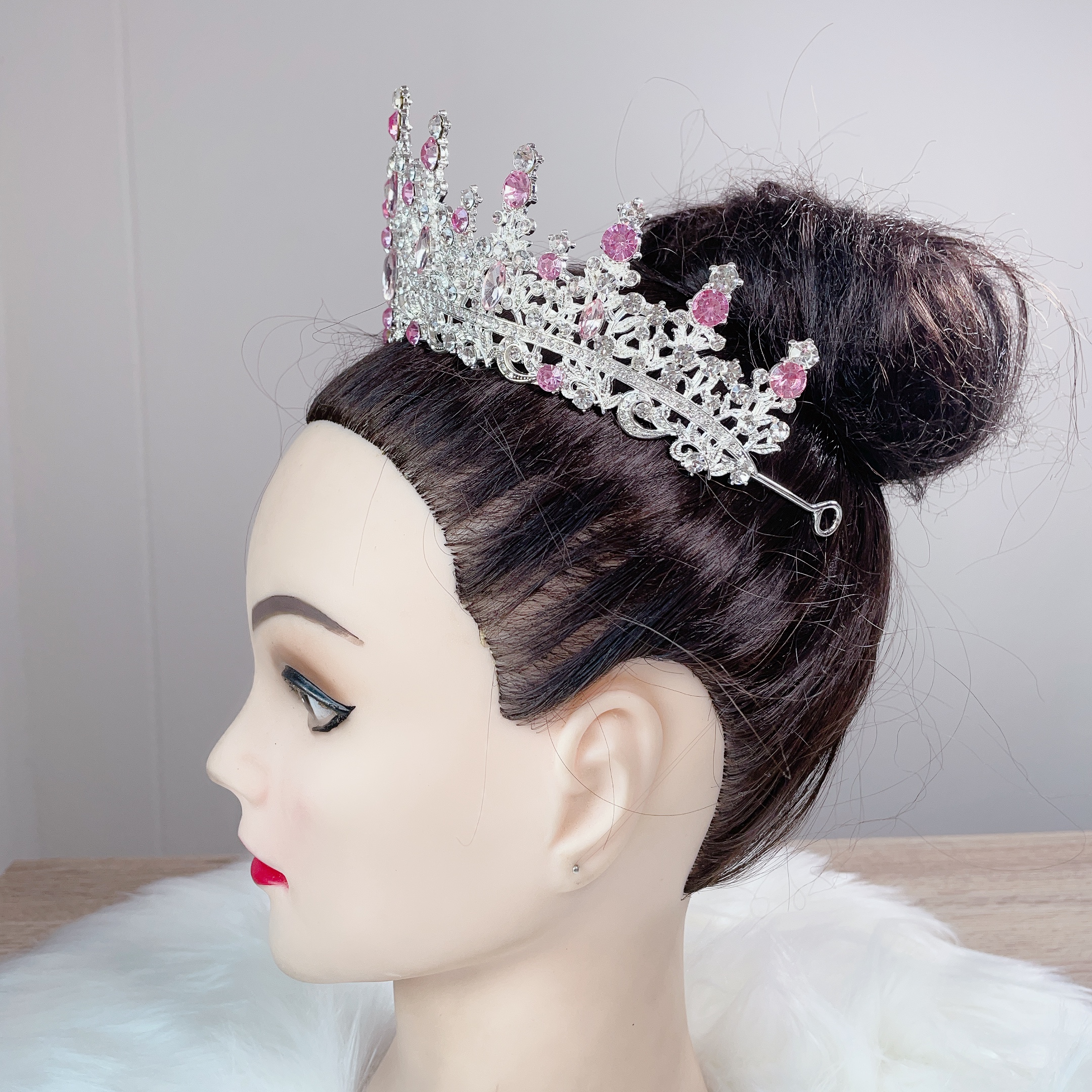 (พร้อมส่ง) เทียร่า 273 สีชมพู-เงิน มงกุฎนางงาม งานสวย ปราณีต QCเพชรทุกเม็ด ร้านคนไทย คุยง่าย ส่งเร็ว