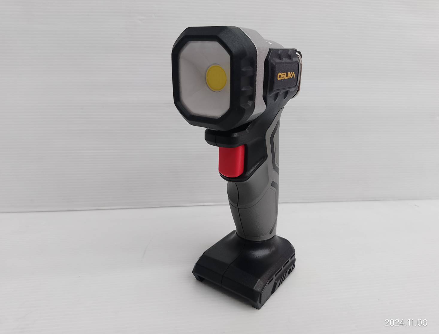 ไฟฉายไร้สาย 20V OCL301-D1 OSUKA