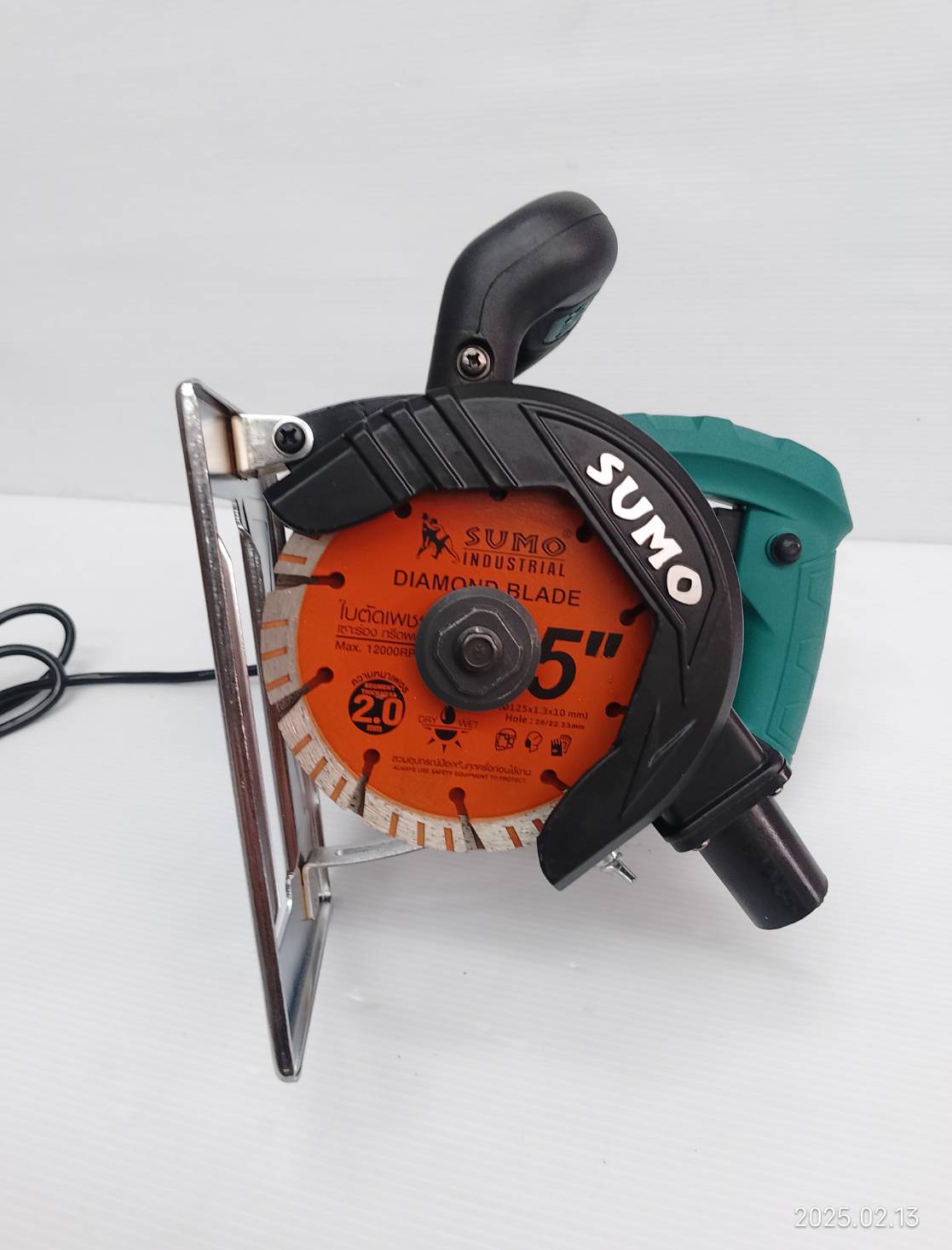 เครื่องเซาะร่องคอนกรีต5" 5025 SUMO