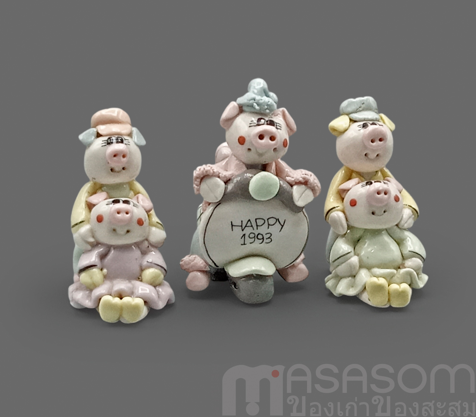หมูครอบครัว Happy