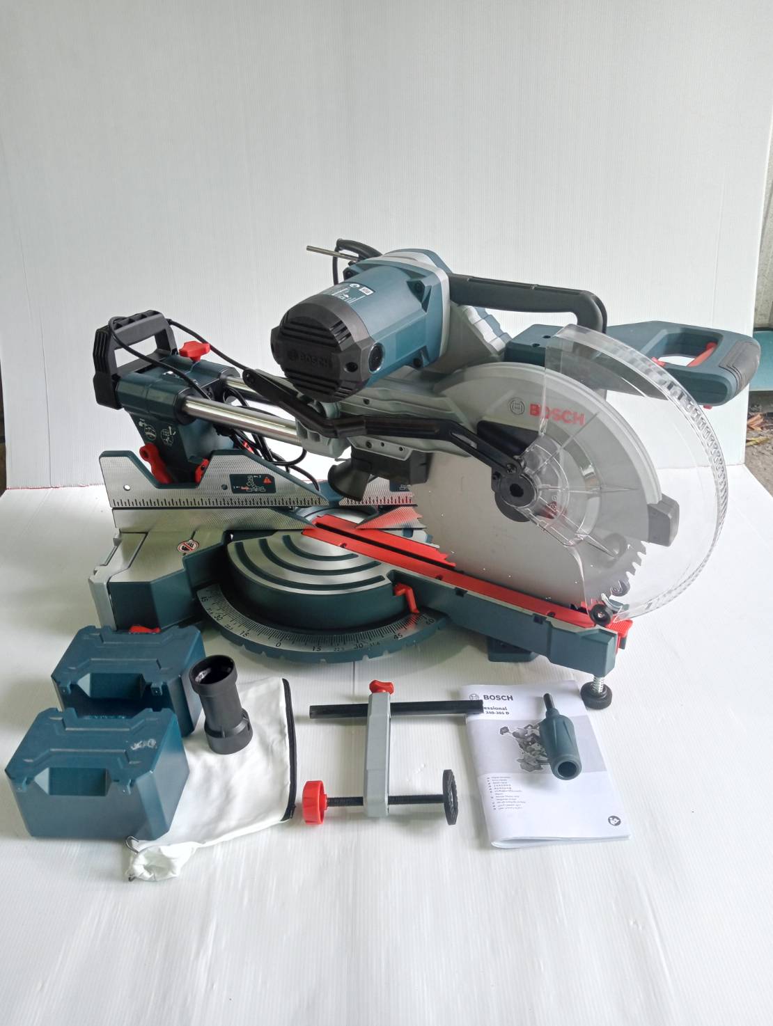 แท่นตัดองศา12" GCM340-305D BOSCH