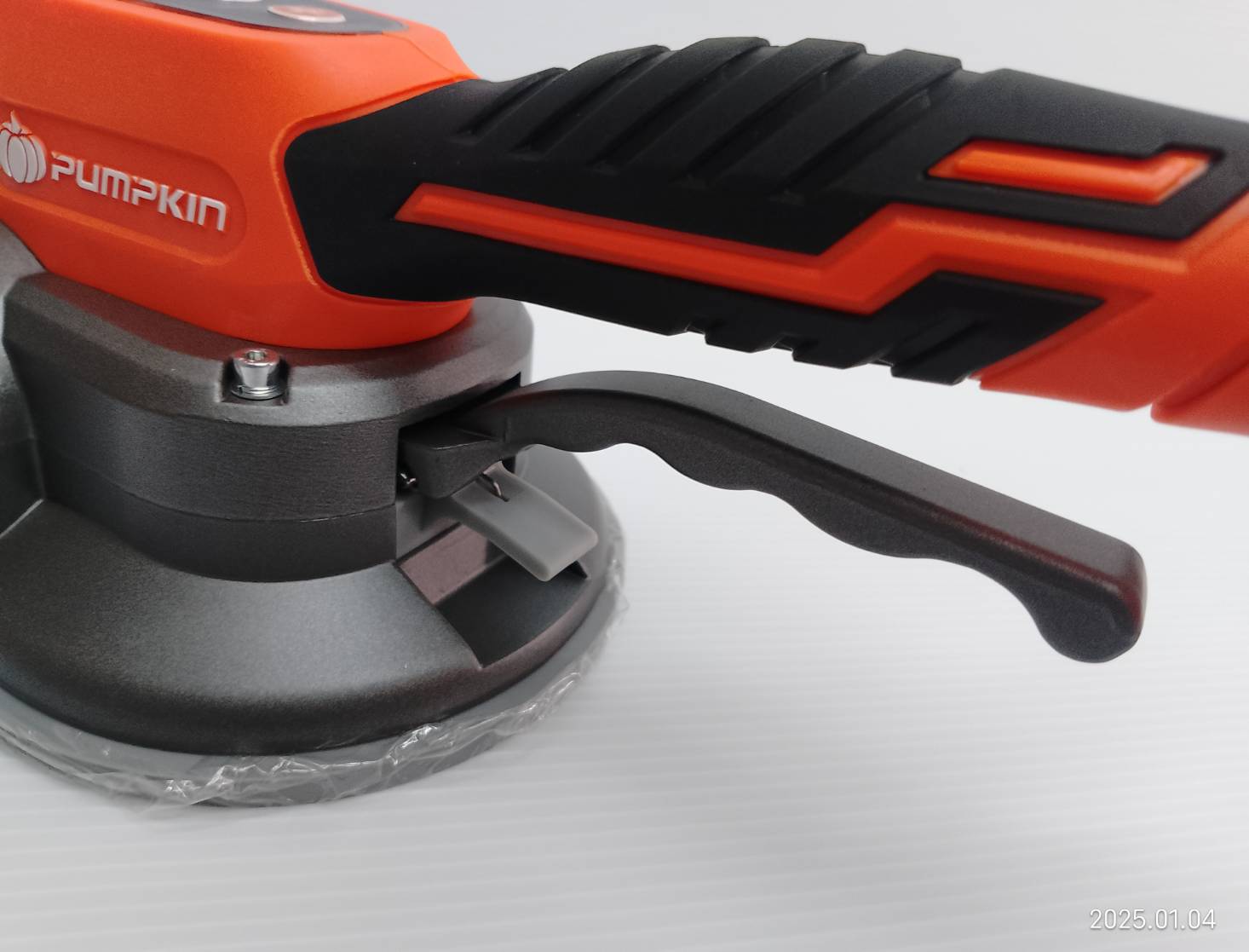 เครื่องดูดสั่นกระเบื้อง 20V INF-TV135C PUMPKIN #50428 (ตัวเปล่า)