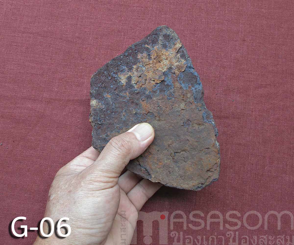 ผานไถโบราณอายุนับร้อยปี