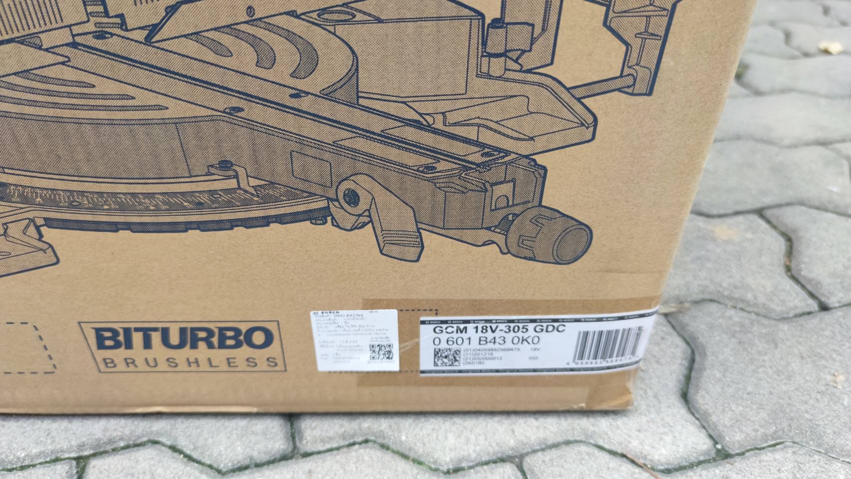 แท่นตัดองศา12" GCM18V-305GDC BOSCH SOLO