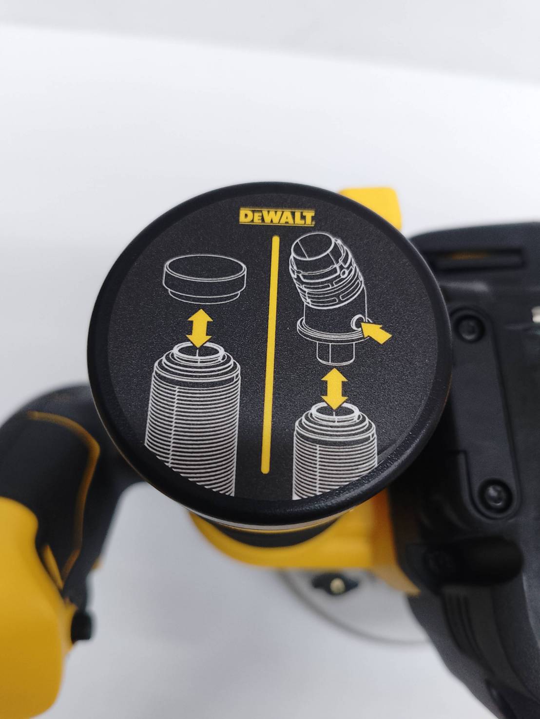 เร้าเตอร์20V 1/4"-1/2" DCW620B DEWALT (ตัวเปล่า)