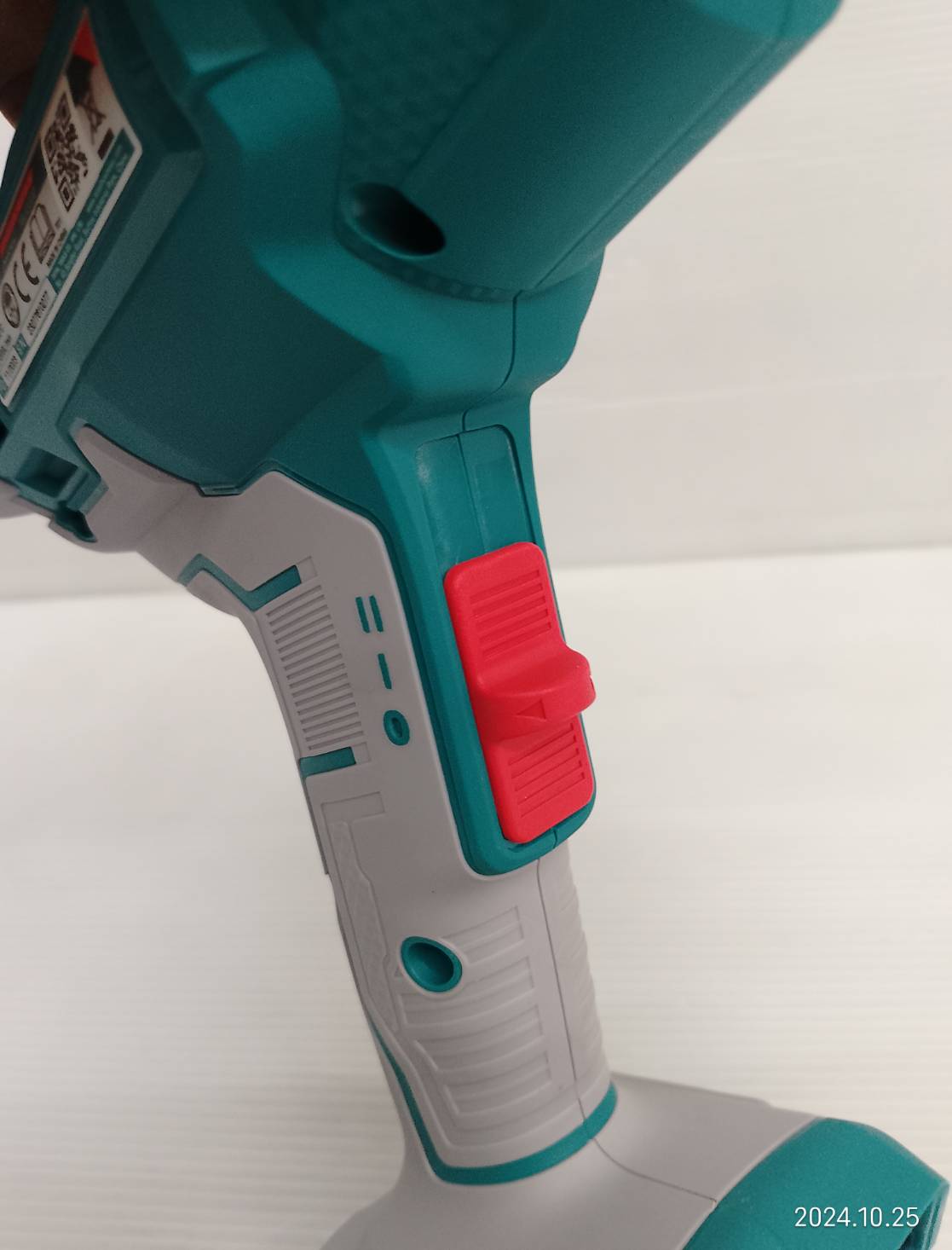 เครื่องเป่าลมร้อนไร้สาย 20V TBLI2002 (เครื่องเปล่า) TOTAL