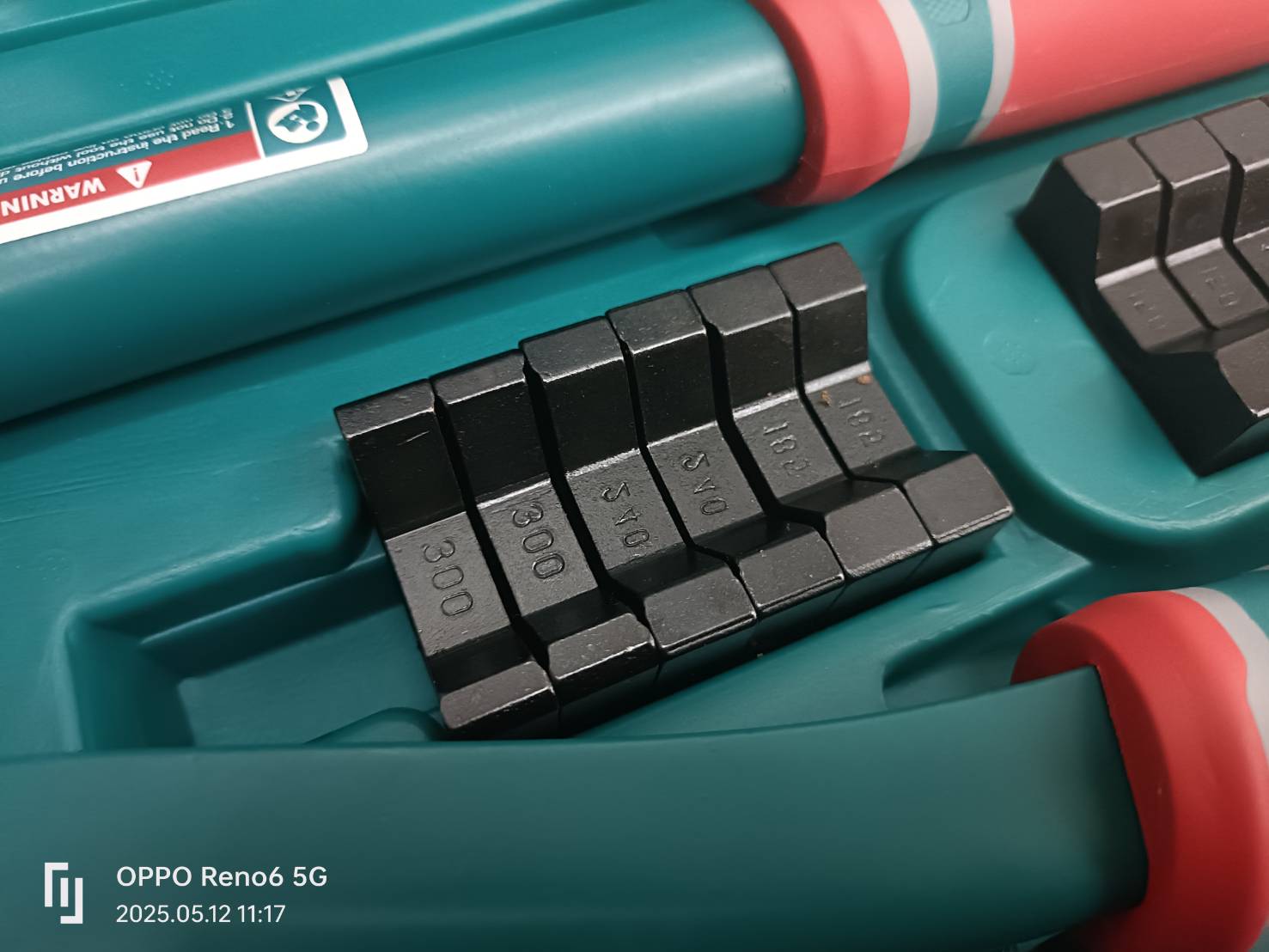 คีมย้ำหางปลาไฮดรอลิค 16-240mm² THCT0240 TOTAL