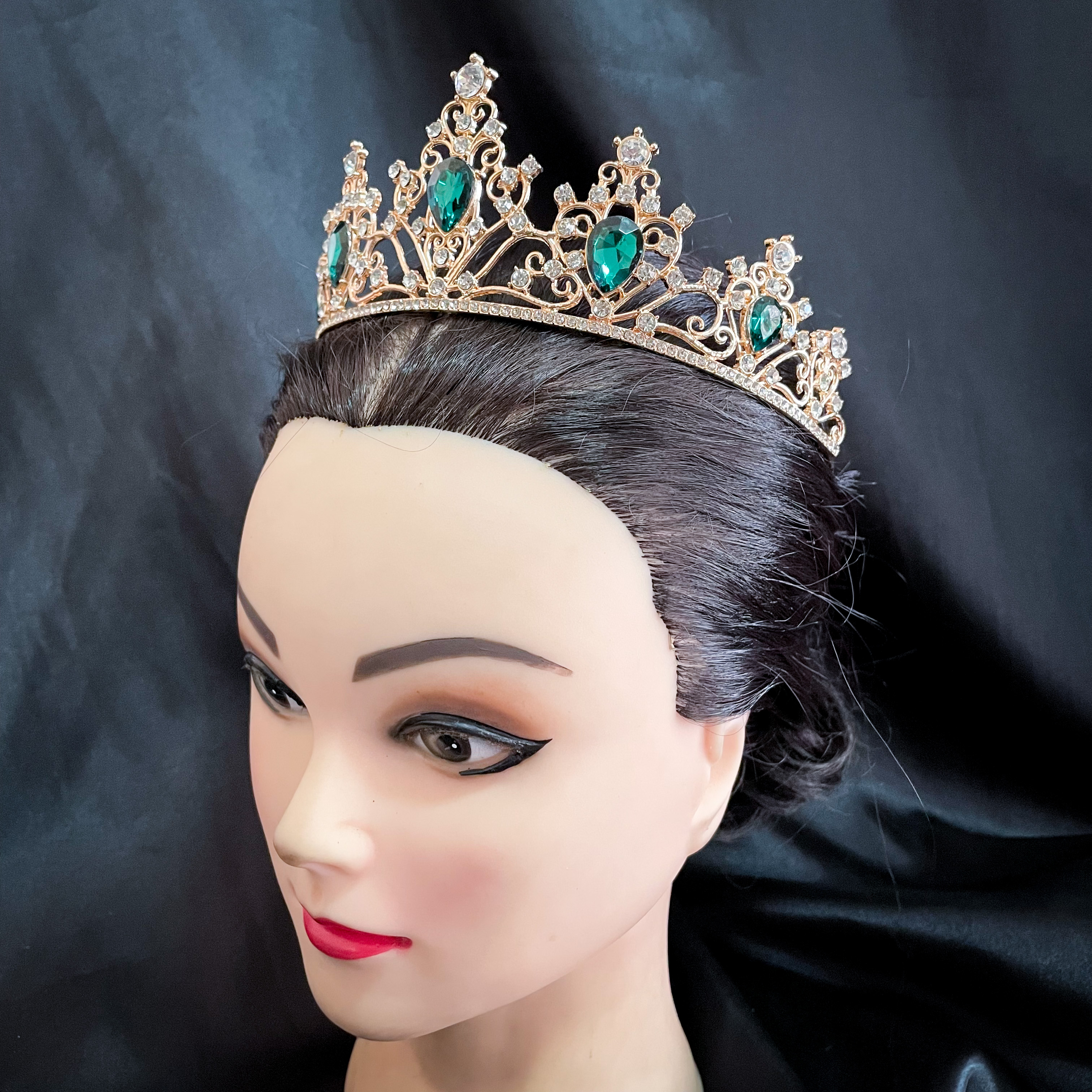 (พร้อมส่ง) เทียร่า 319 สีเขียว มงกุฎนางงาม มงกุฎเจ้าหญิง งานสวย ปราณีต QCเพชรทุกเม็ด สินค้าพร้อมส่งจากไทย