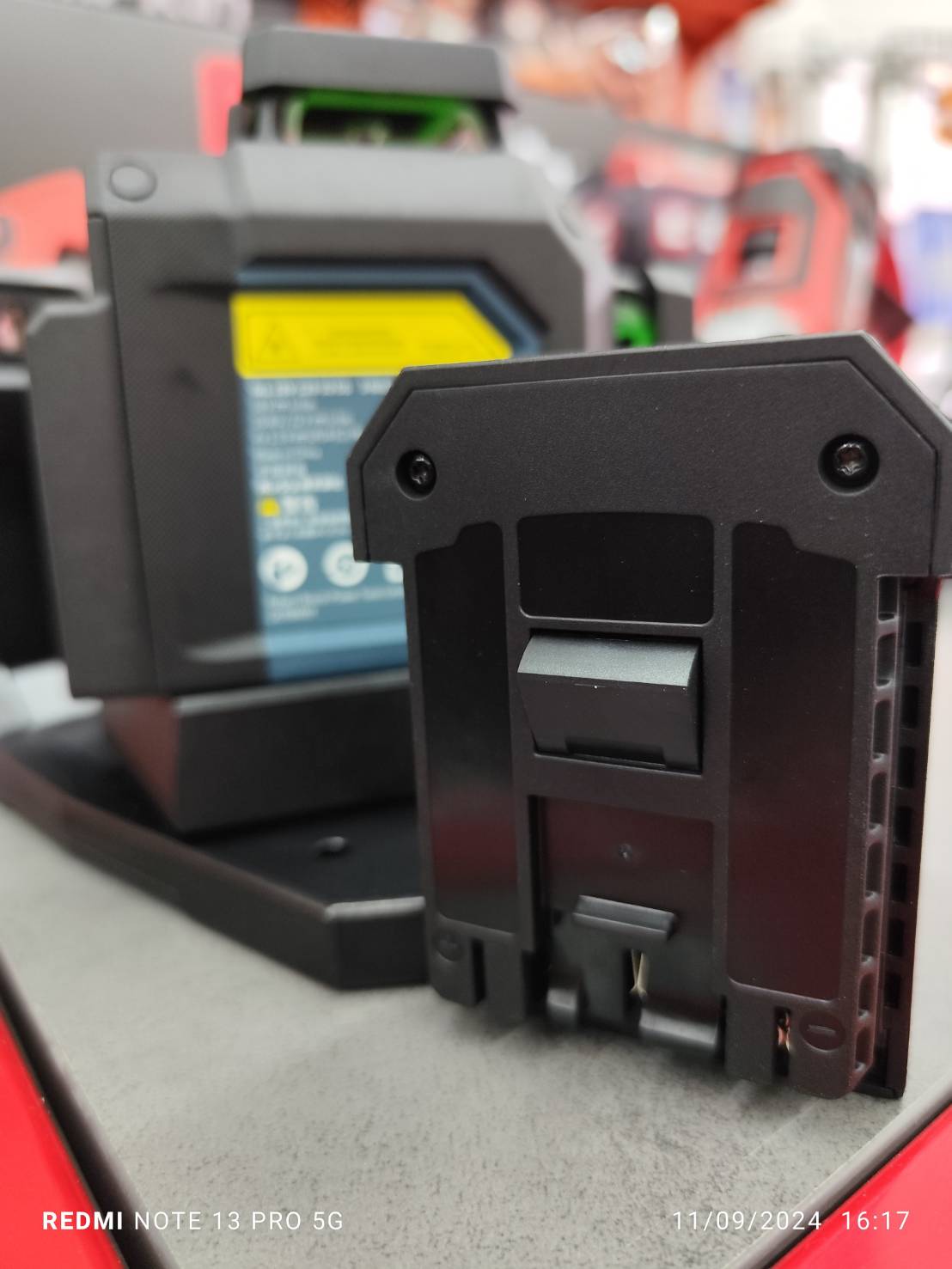 เลเซอร์ระดับ12เส้น แสงเขียว GLL18V-120-33CG BOSCH