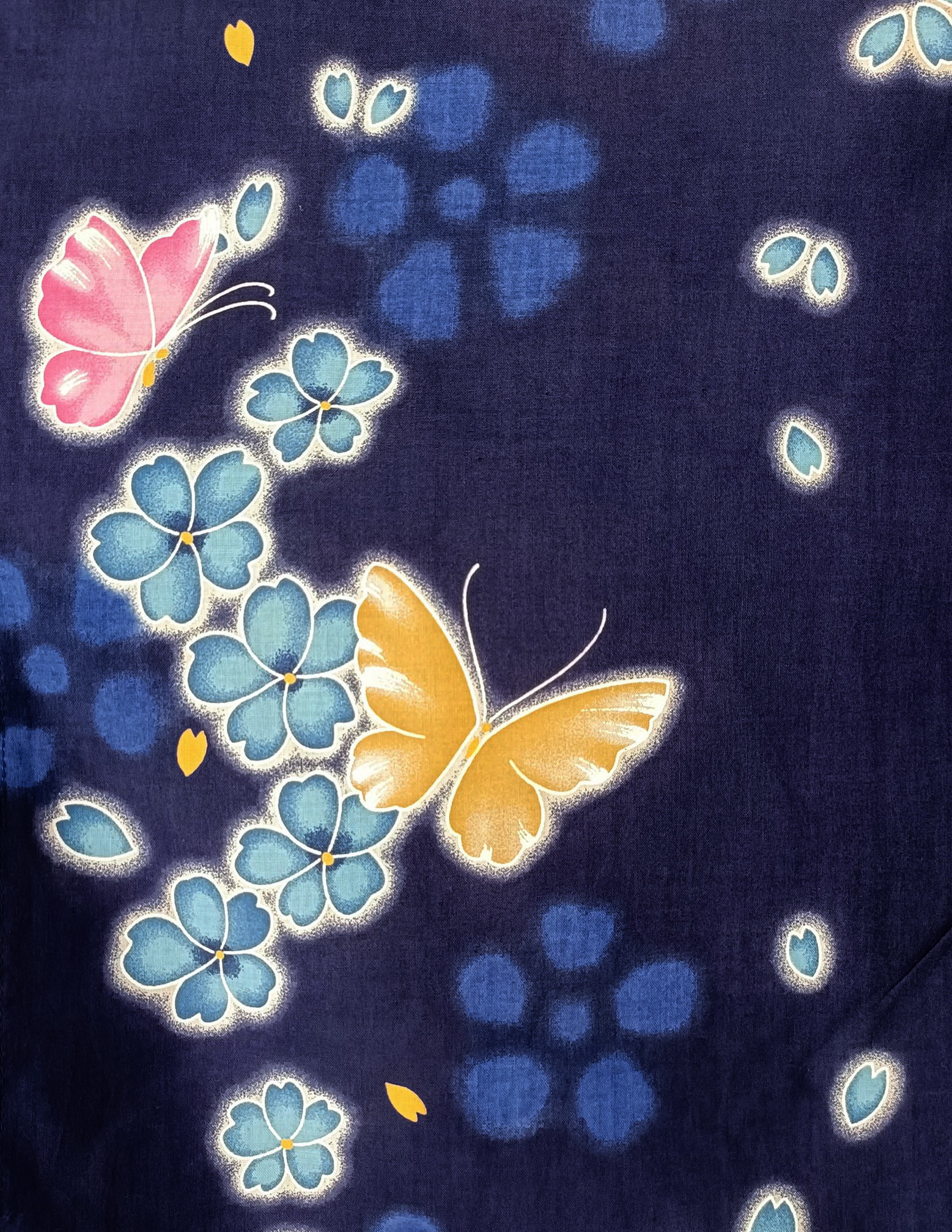 ยูกาตะสีน้ำเงินลายผีเสื้อ01