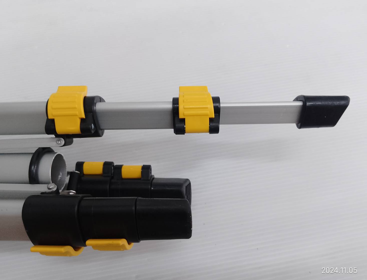 ขาตั้งกล้อง DW0881T DEWALT